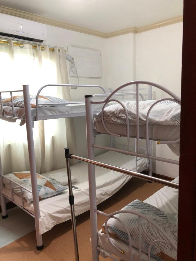 The Mansion - Backpackers Near Airport Daire Manila Dış mekan fotoğraf